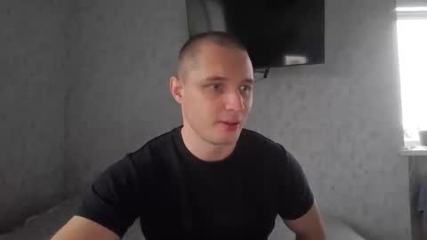 Snapshot of t30t chatting on 10-21-25, 05:41 Den online show from 10-21-25, 05:41