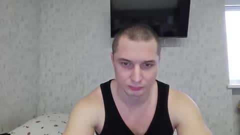 Snapshot of t30t chatting on 11-27-25, 06:04 Den online show from 11-27-25, 06:04