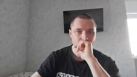 Snapshot of t30t chatting on 03-10-26, 06:40 Den online show from 03-10-26, 06:40