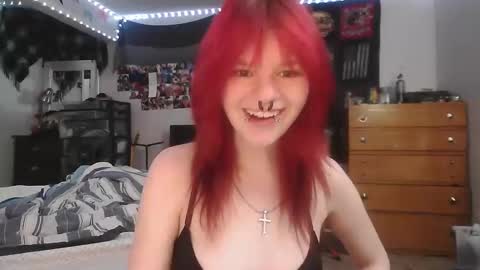 t3mpor4rybliss online show from 12-19-25, 05:58