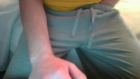 t8xxx3 online show from 02-15-26, 10:06