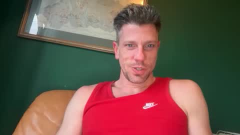 Snapshot of t_dotter chatting on 05-03-26, 12:16 t_dotter online show from 05-03-26, 12:16