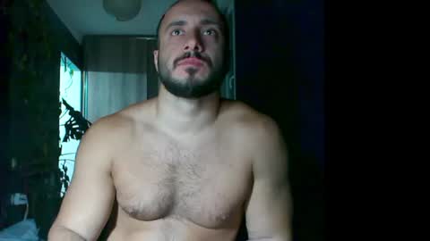 Huracane online show from 10-20-25, 05:46