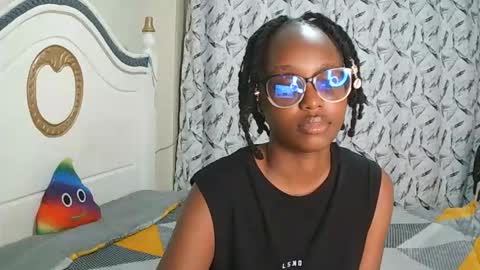 Snapshot of t_okyo chatting on 12-20-25, 03:13 TOKYO online show from 12-20-25, 03:13