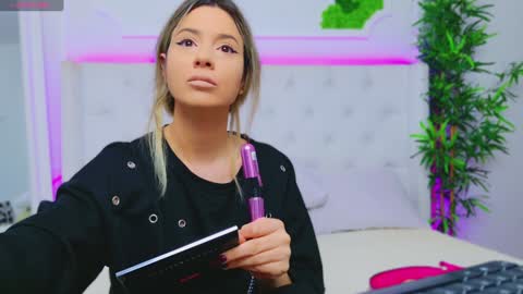 Arianna online show from 12-16-24, 01:43