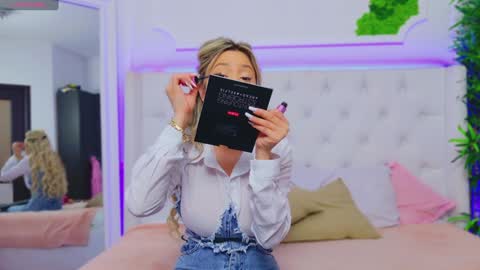 Arianna online show from 01-16-25, 01:47