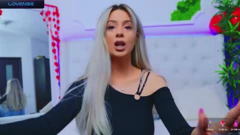 Arianna online show from 02-20-25, 01:40