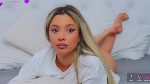 Arianna online show from 03-12-25, 04:56