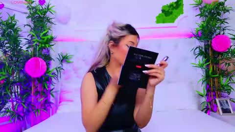 Arianna online show from 09-22-25, 12:29