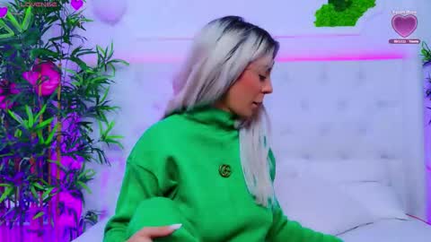 Arianna online show from 09-30-25, 12:21