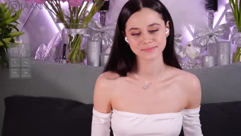 Snapshot of taanni_bc chatting on 02-01-25, 12:51 TAANNI online show from 02-01-25, 12:51