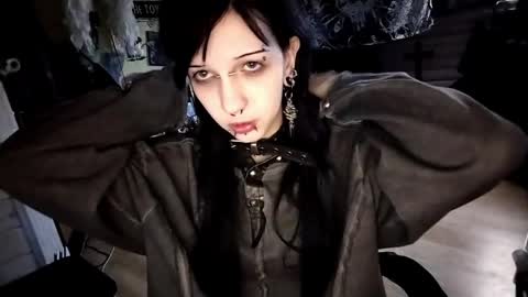 Lina online show from 04-05-26, 04:59