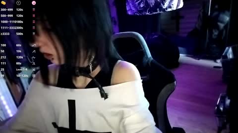 Lina online show from 04-08-26, 03:12