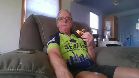 tacrunner66_ online show from 04-18-26, 07:29