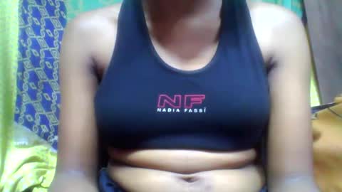 Snapshot of tahiriniah chatting on 02-15-25, 11:50 tahiriniah online show from 02-15-25, 11:50