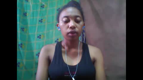 Snapshot of tahiriniah chatting on 02-23-25, 06:39 tahiriniah online show from 02-23-25, 06:39