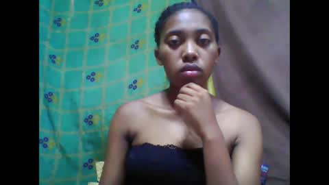 Snapshot of tahiriniah chatting on 02-25-25, 07:14 tahiriniah online show from 02-25-25, 07:14