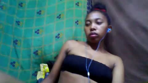 Snapshot of tahiriniah chatting on 02-27-25, 07:37 tahiriniah online show from 02-27-25, 07:37