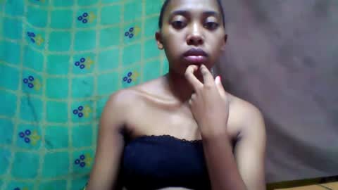 Snapshot of tahiriniah chatting on 03-01-25, 03:16 tahiriniah online show from 03-01-25, 03:16