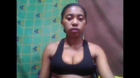 Snapshot of tahiriniah chatting on 03-02-25, 01:16 tahiriniah online show from 03-02-25, 01:16