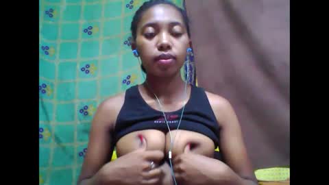 Snapshot of tahiriniah chatting on 03-02-25, 04:21 tahiriniah online show from 03-02-25, 04:21