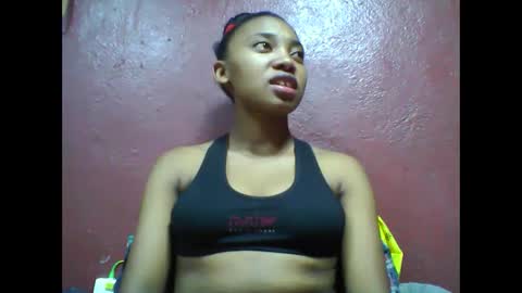 Snapshot of tahiriniah chatting on 03-10-25, 09:32 tahiriniah online show from 03-10-25, 09:32