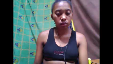 Snapshot of tahiriniah chatting on 03-11-25, 11:55 tahiriniah online show from 03-11-25, 11:55