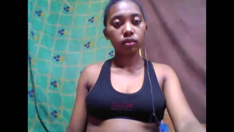 Snapshot of tahiriniah chatting on 03-12-25, 06:22 tahiriniah online show from 03-12-25, 06:22