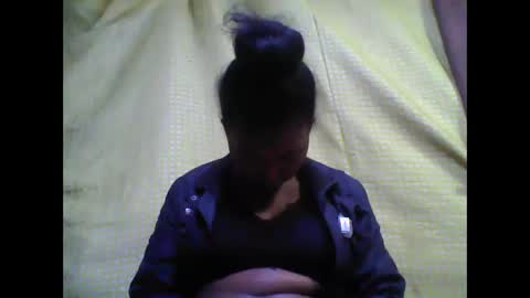 Snapshot of tahiriniah chatting on 09-09-25, 06:35 tahiriniah online show from 09-09-25, 06:35