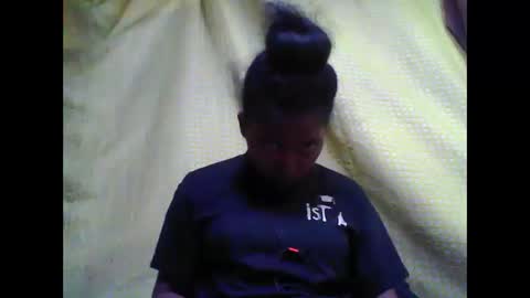 Snapshot of tahiriniah chatting on 09-09-25, 07:02 tahiriniah online show from 09-09-25, 07:02