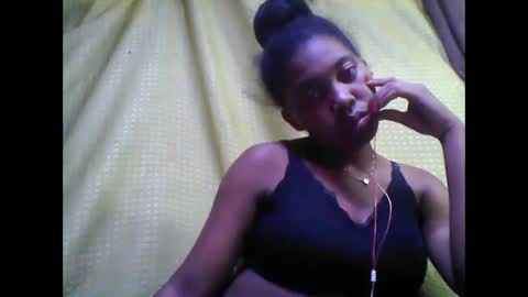 Snapshot of tahiriniah chatting on 09-15-25, 06:52 tahiriniah online show from 09-15-25, 06:52