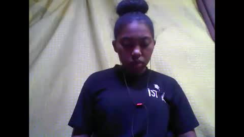 Snapshot of tahiriniah chatting on 09-17-25, 02:57 tahiriniah online show from 09-17-25, 02:57