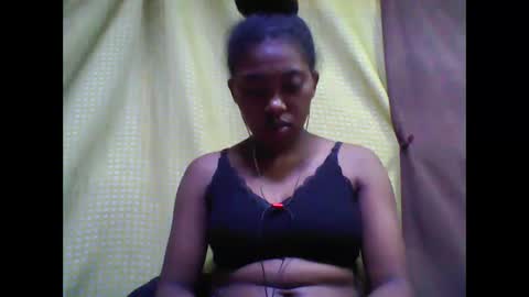 Snapshot of tahiriniah chatting on 10-01-25, 06:52 tahiriniah online show from 10-01-25, 06:52