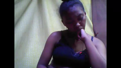 Snapshot of tahiriniah chatting on 10-02-25, 07:43 tahiriniah online show from 10-02-25, 07:43