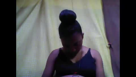 Snapshot of tahiriniah chatting on 10-04-25, 10:02 tahiriniah online show from 10-04-25, 10:02