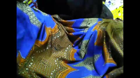 Snapshot of tahiriniah chatting on 10-17-25, 12:30 tahiriniah online show from 10-17-25, 12:30