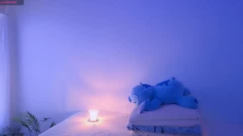 Snapshot of taichi_bluy chatting on 09-20-25, 07:04 taichi online show from 09-20-25, 07:04