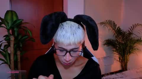 Snapshot of taichi_bluy chatting on 09-28-25, 06:41 taichi online show from 09-28-25, 06:41