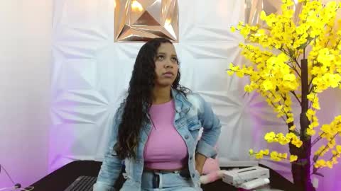 Snapshot of taira_bms chatting on 10-05-25, 03:05 Samantha online show from 10-05-25, 03:05