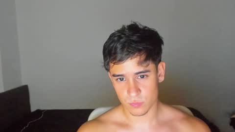 Snapshot of tairoanddagnye chatting on 12-18-24, 12:18 Tairo online show from 12-18-24, 12:18