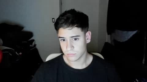 Snapshot of tairoanddagnye chatting on 03-12-25, 07:24 Tairo online show from 03-12-25, 07:24