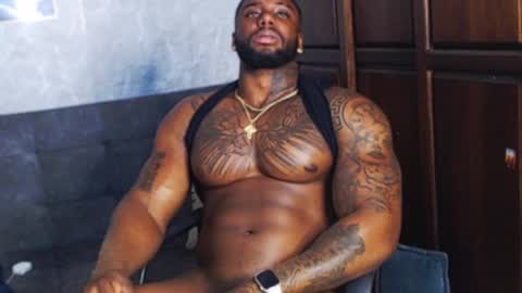 Tairon Tucke online show from 12-02-24, 07:03