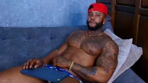 Tairon Tucke online show from 02-21-25, 03:23