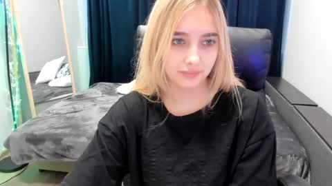 Taisia online show from 07-23-26, 08:01