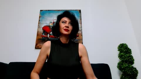 Taissa1 online show from 10-25-25, 06:57