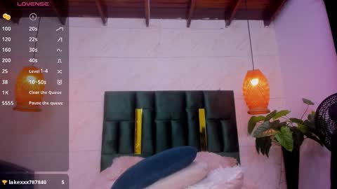 Taissa online show from 03-09-25, 10:08