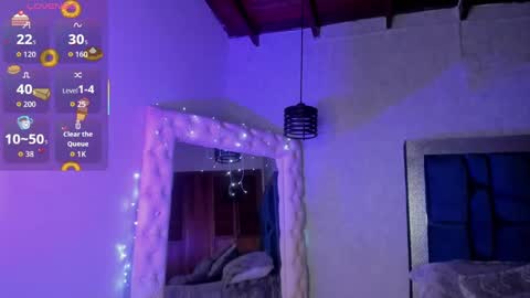 Taissa online show from 10-22-25, 08:41