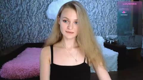 Im Taya  online show from 10-04-25, 02:37