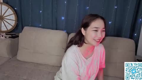 Soo Ying online show from 01-14-26, 08:14