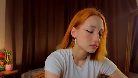 Snapshot of taiteedgington chatting on 10-05-25, 02:43 im Lally online show from 10-05-25, 02:43